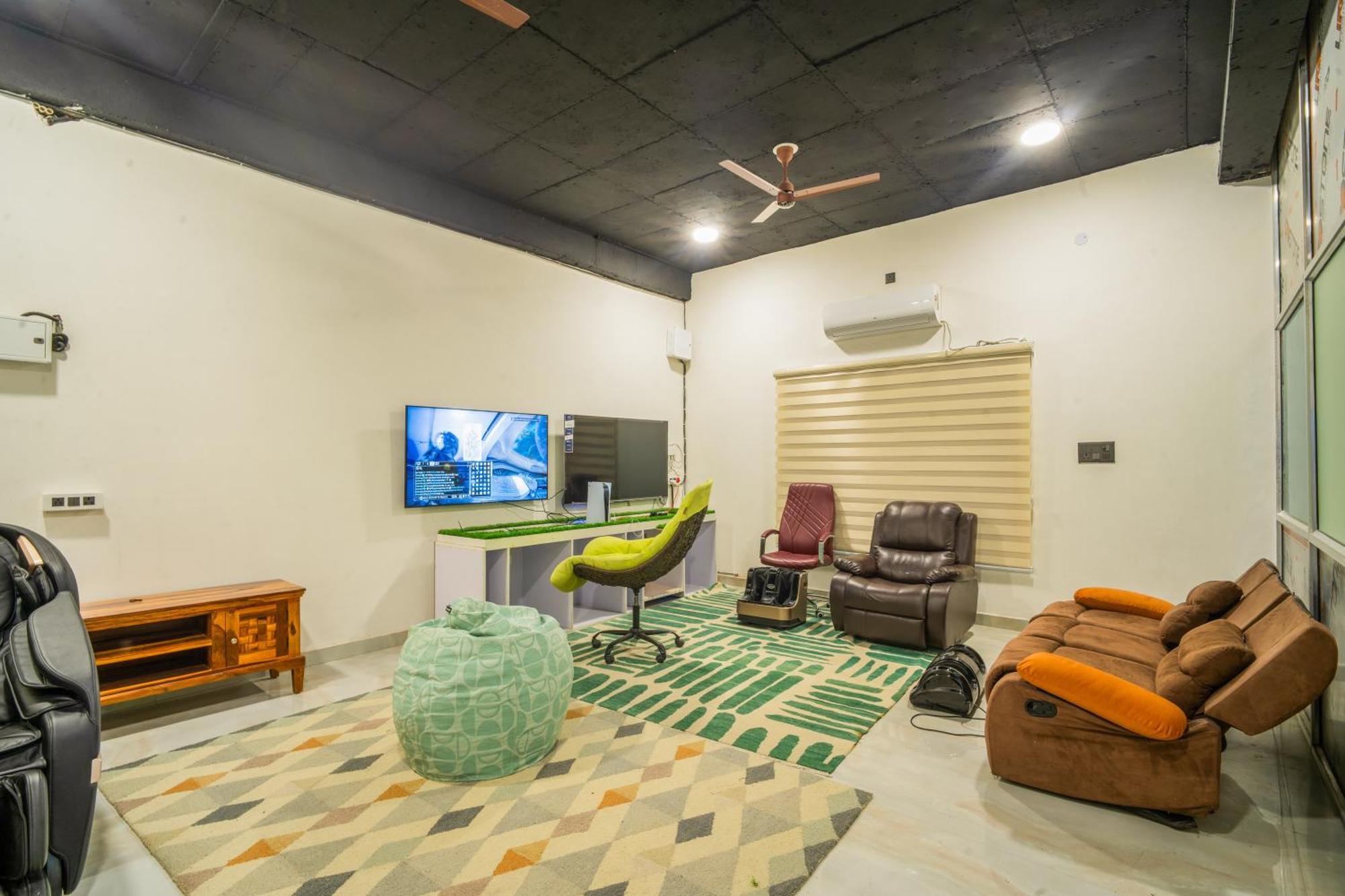 Royal Delight Resort Madina Exterior photo