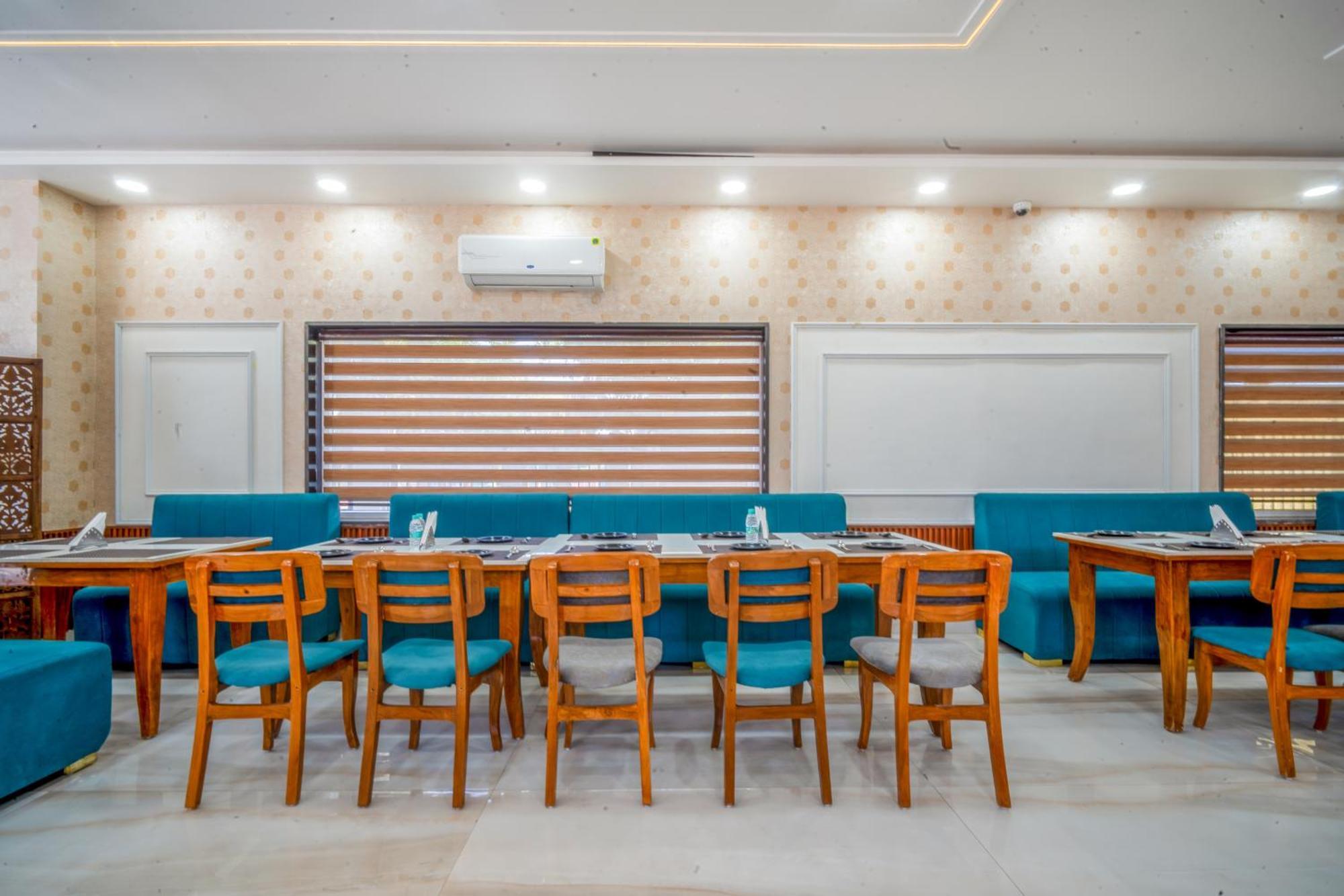 Royal Delight Resort Madina Exterior photo